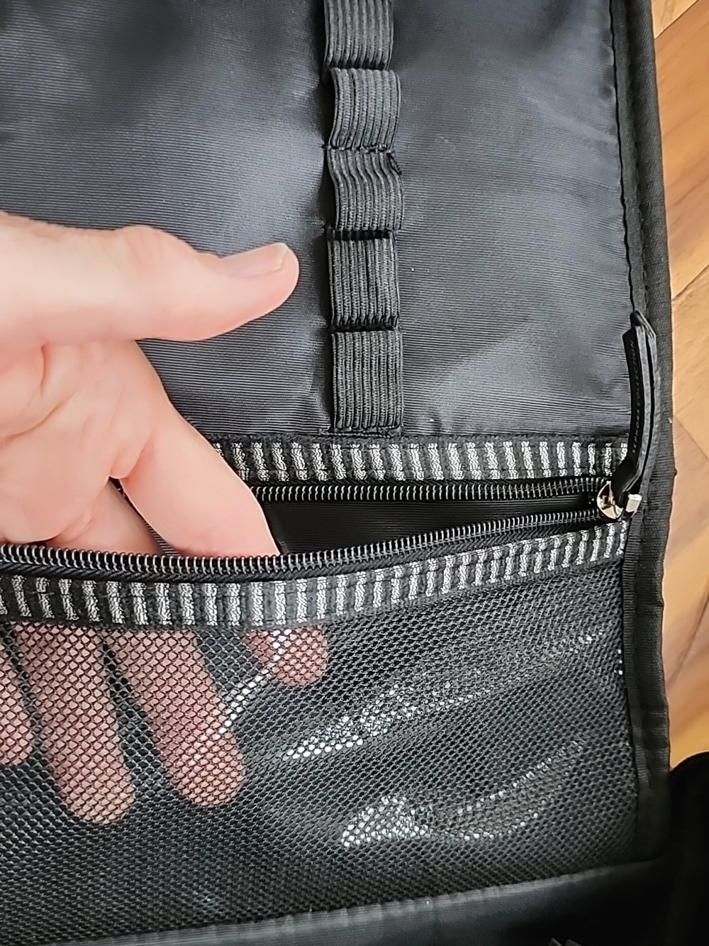 Sephora Black Hanging Travel Toiletry Bag BRAND NEW big Handle& SHOWER HOOK Rare